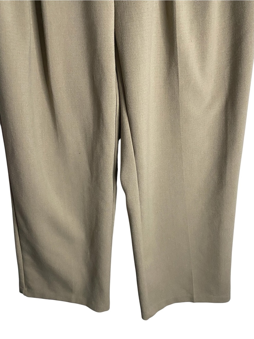 OAK + FORT Women’s Straight Leg High Waisted Trousers in Winter Twig - Picture 4 of 10